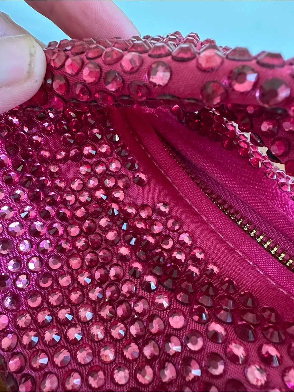 Fuchsia Rhinestone Knotted Top Handle Clutch Bag